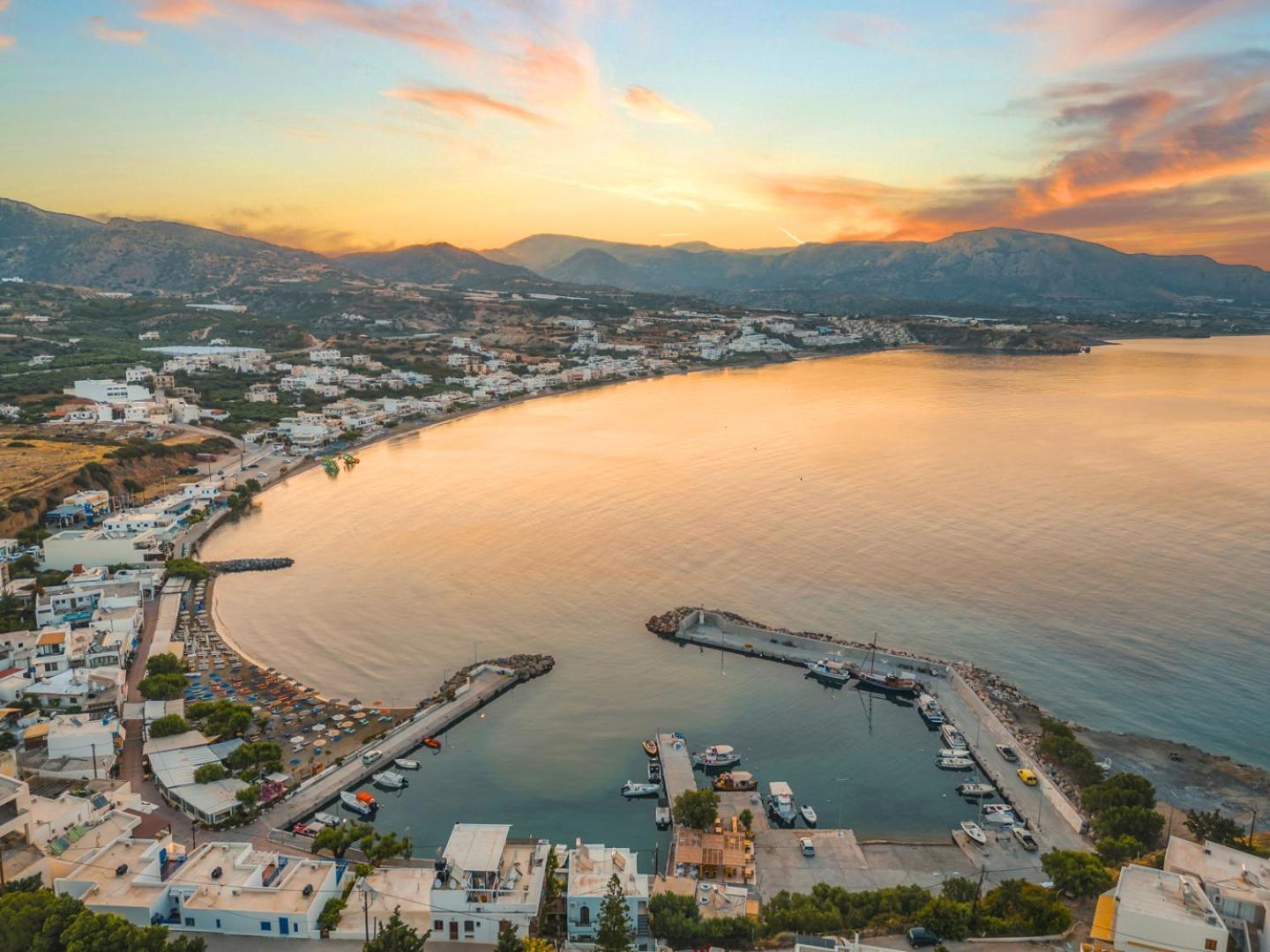 Plakakia Luxury Apartments มากรีเยียลอส ภายนอก รูปภาพ